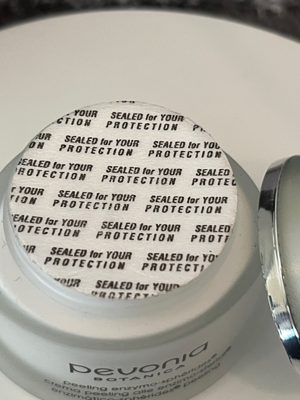 Pevonia Botanica Peeling Cream - Picture 3 of 3